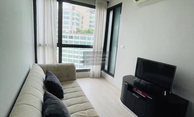 Condo en alquiler de 1 habitaciones en Khlong Toei, Bangkok