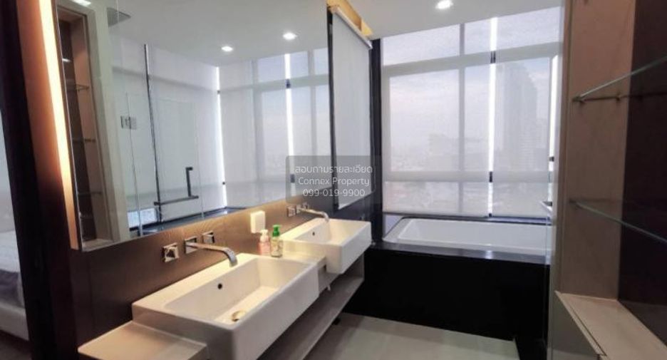 For rent 2 bedrooms condo in Huai Khwang, Bangkok