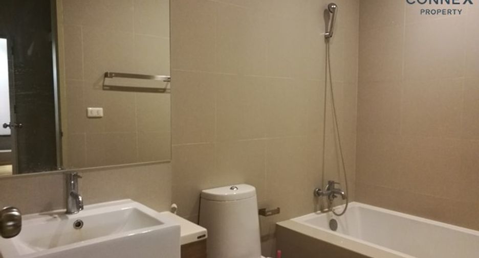 For rent 1 bed condo in Khlong Toei, Bangkok