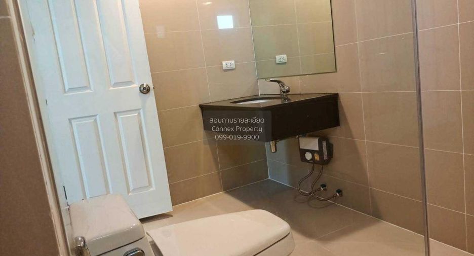For rent 5 bedrooms condo in Huai Khwang, Bangkok