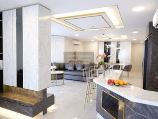Wohnung zur Miete mit 4 Zimmer in Huai Khwang, Bangkok