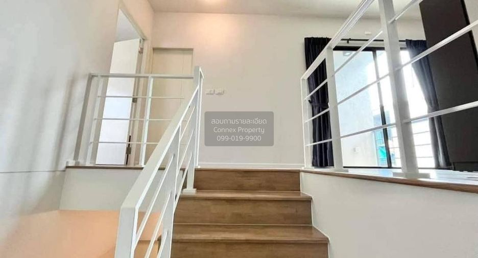 For rent 3 bedrooms townhouse in Mueang Nonthaburi, Nonthaburi