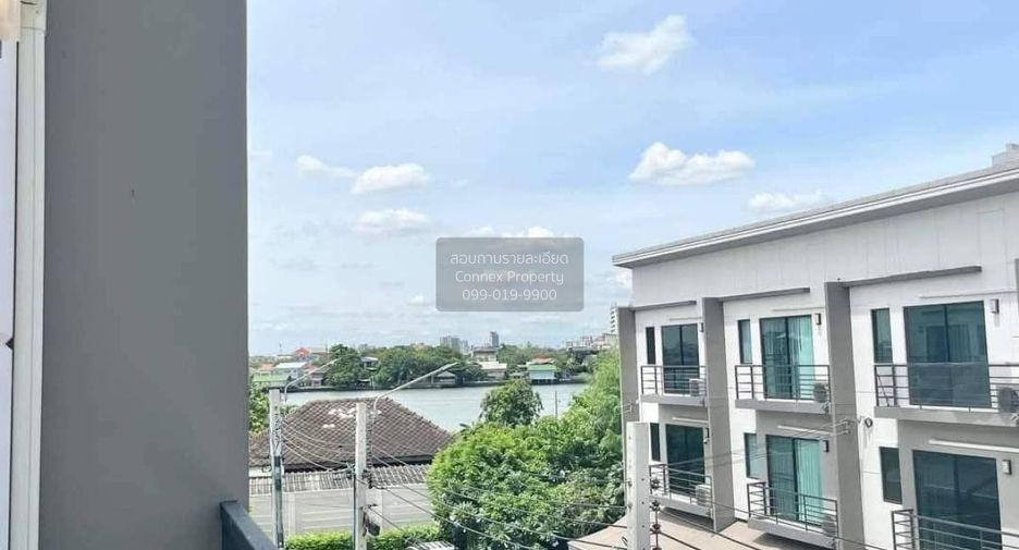 For rent 3 bedrooms townhouse in Mueang Nonthaburi, Nonthaburi