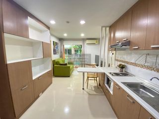 Wohnung zur Miete mit 1 Zimmer in Khlong San, Bangkok