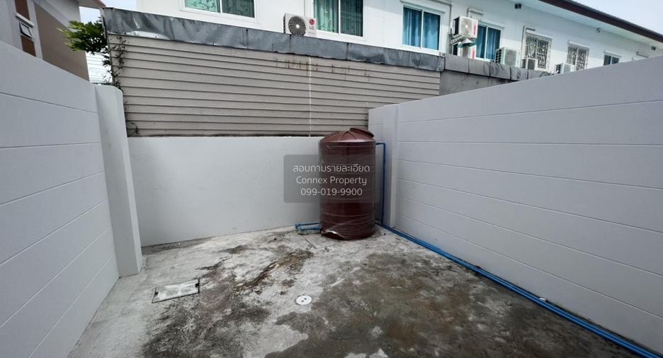 For rent 3 bedrooms retail Space in Mueang Samut Sakhon, Samut Sakhon