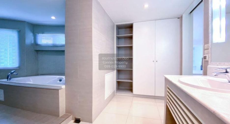 Wohnung zur Miete mit 3 Zimmer in Watthana, Bangkok