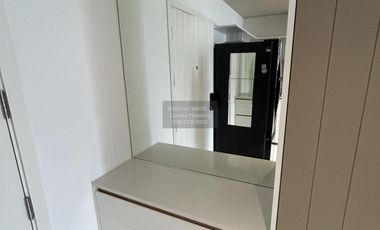 For rent 2 bedrooms condo in Bang Rak, Bangkok