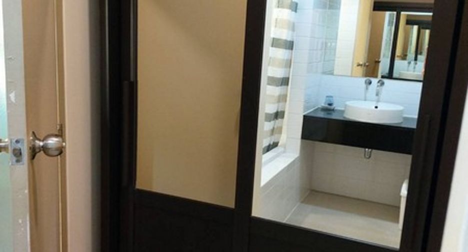 For rent 1 Beds condo in Bang Na, Bangkok