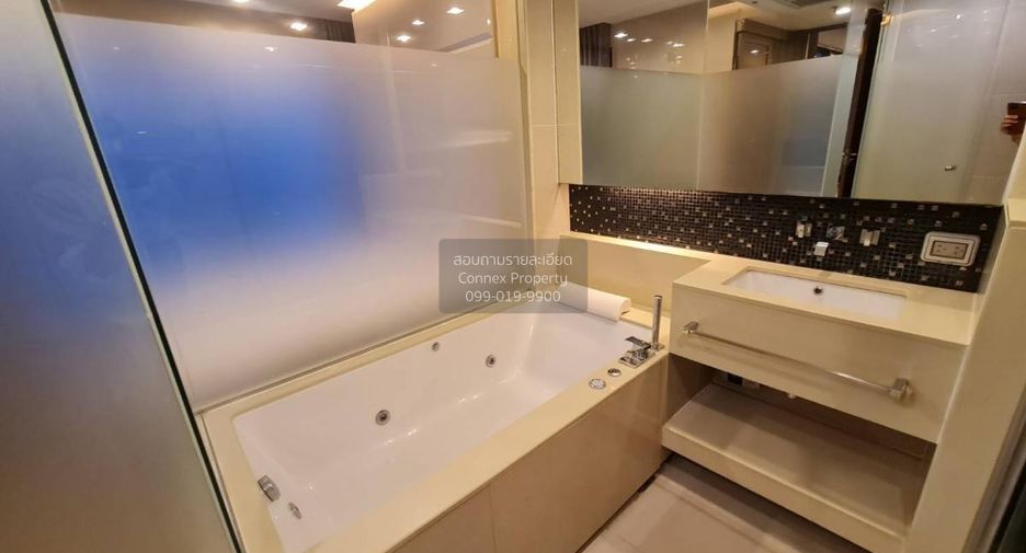 Condo en alquiler de 2 habitaciones en Sathon, Bangkok