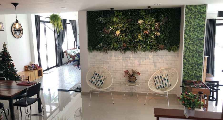 Villa en alquiler de 4 habitaciones en Jomtien, Pattaya