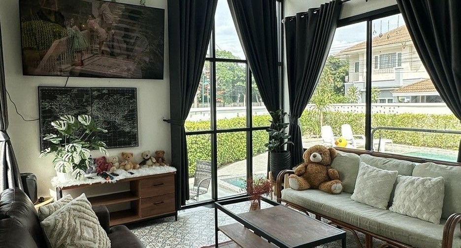 Villa en alquiler de 4 habitaciones en Jomtien, Pattaya