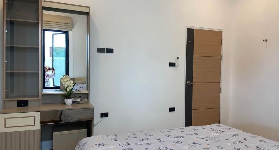 For rent 3 bedrooms villa in Hua Hin, Prachuap Khiri Khan