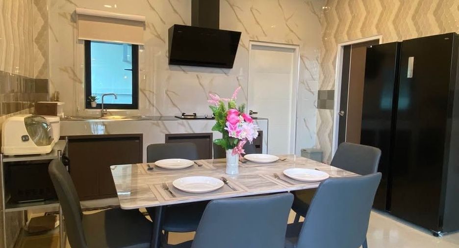 For rent 3 bedrooms villa in Hua Hin, Prachuap Khiri Khan