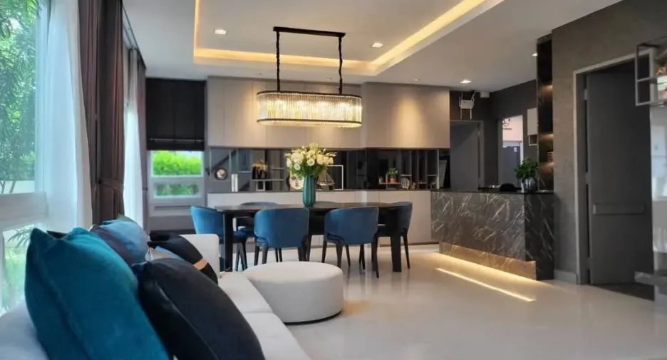 Haus zur Miete mit 4 Zimmer in Bang Phli, Samut Prakan