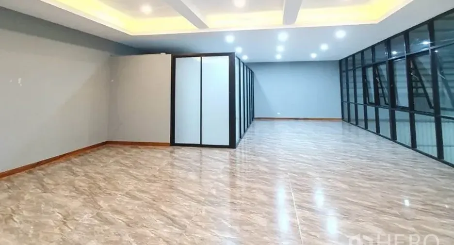 For rent warehouse in Bang Khen, Bangkok