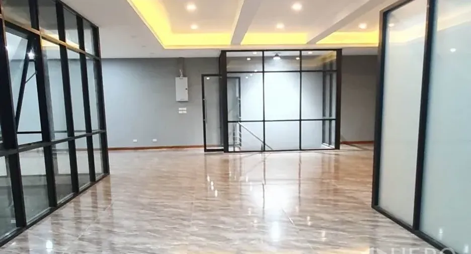 For rent warehouse in Bang Khen, Bangkok