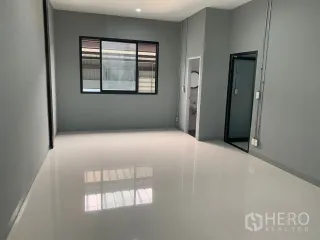 For rent warehouse in Bang Phli, Samut Prakan