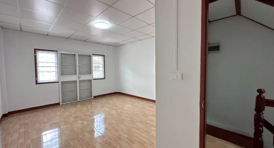 出售 4 卧室 独立屋 在 Nong Khaem, 曼谷