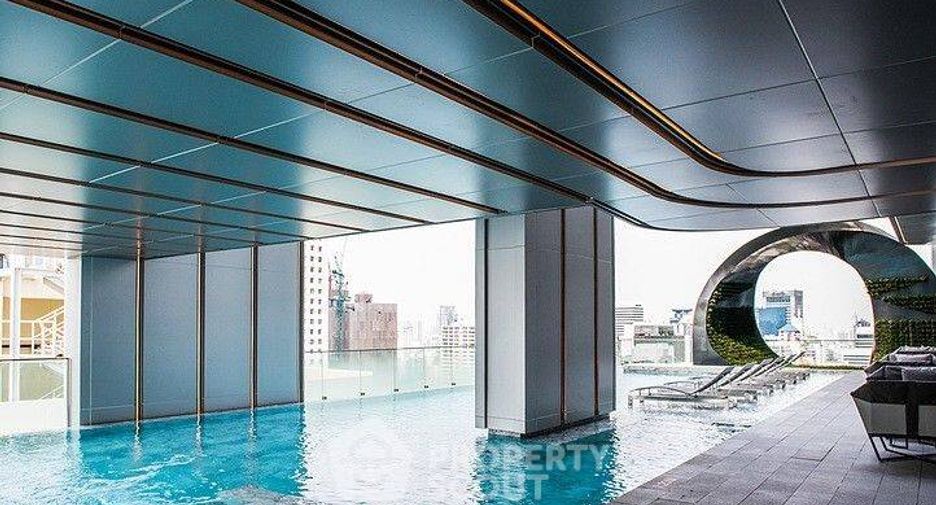 For rent 2 bedrooms condo in Khlong Toei, Bangkok