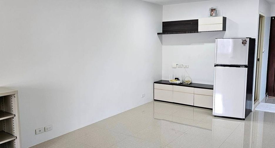 For rent 1 bed condo in Bang Rak, Bangkok