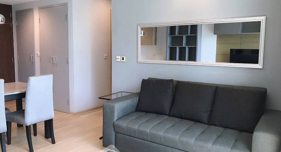 For rent 2 bedrooms condo in Khlong Toei, Bangkok
