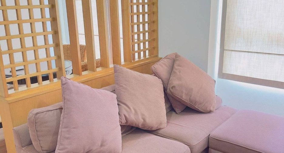 For rent 1 bed condo in Watthana, Bangkok