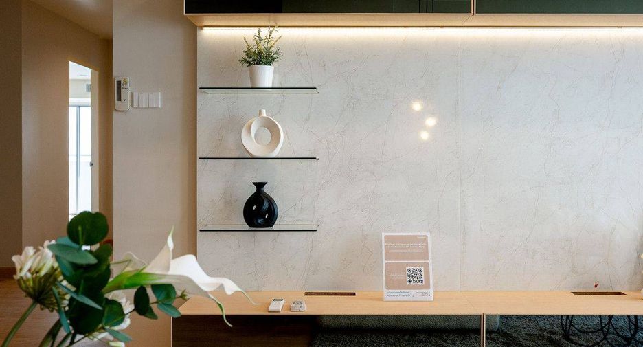 For sale 2 bedrooms condo in Khlong Toei, Bangkok