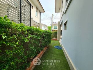 For sale 3 bedrooms house in Suan Luang, Bangkok