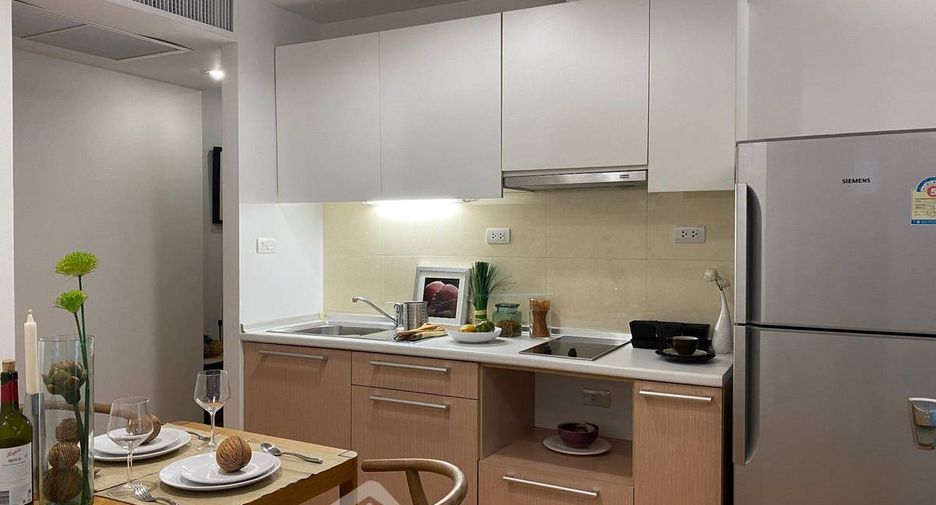 For rent and for sale 2 bedrooms condo in Phra Khanong, Bangkok