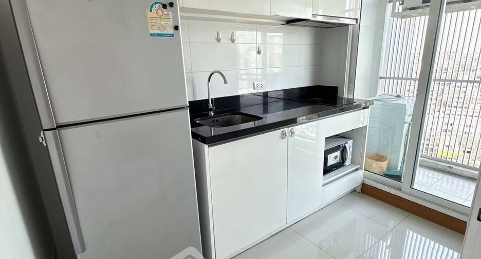 For sale 2 bedrooms condo in Khlong Toei, Bangkok