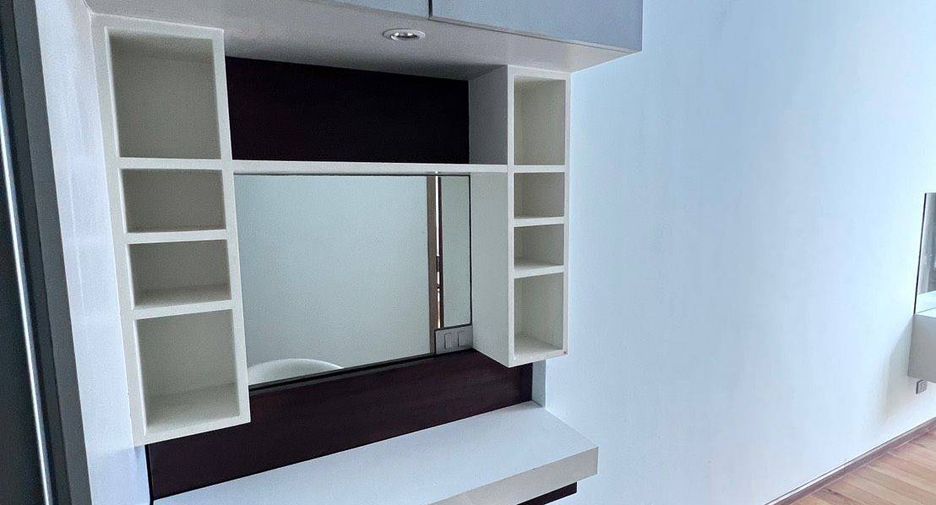 À vendre 1 chambre condo à Khlong Toei, Bangkok