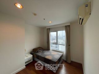 For sale 3 bedrooms condo in Huai Khwang, Bangkok