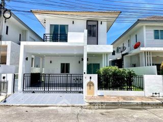 À vendre 3 chambres maison à Si Racha, Chonburi