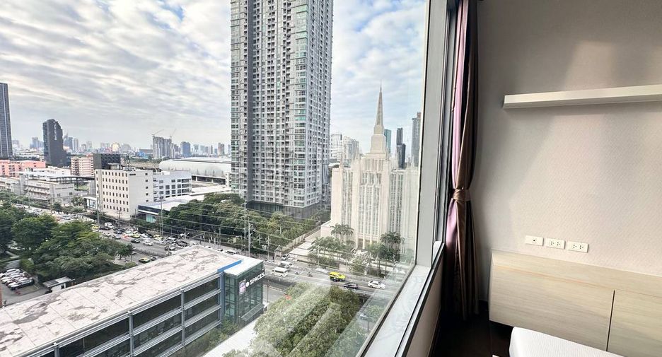 For sale 1 bed condo in Watthana, Bangkok
