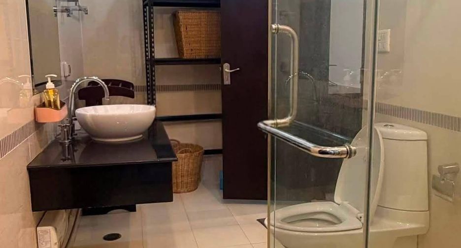 Wohnung zur Miete und zum Kauf mit 1 Zimmer in Ratchathewi, Bangkok