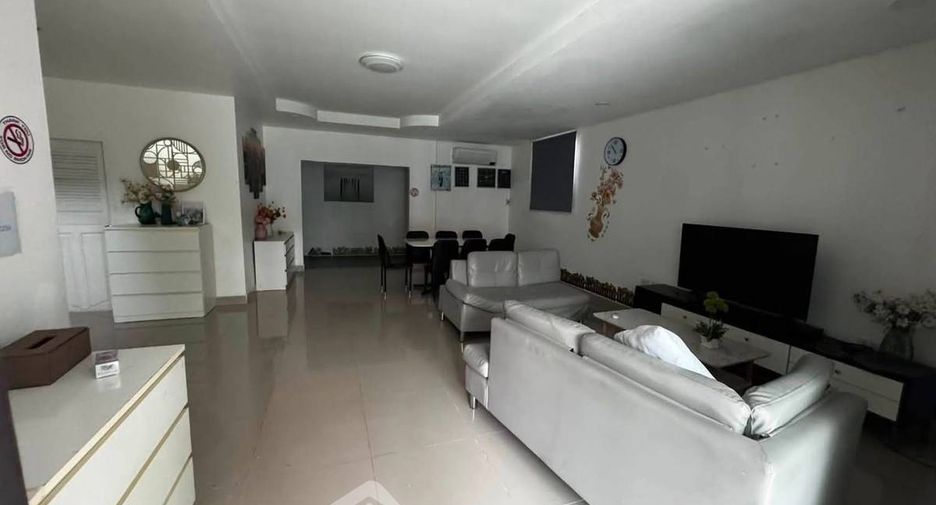 For sale 5 bedrooms villa in Bang Lamung, Chonburi