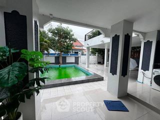 For sale 5 ベッドルーム villa in Bang Lamung, Chonburi