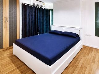 For sale 2 bedrooms condo in Yan Nawa, Bangkok