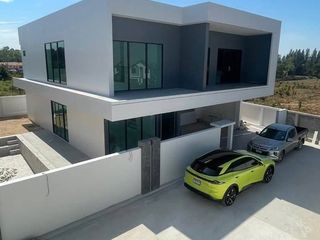 Casa en venta de 5 habitaciones en Mueang Chon Buri, Chonburi