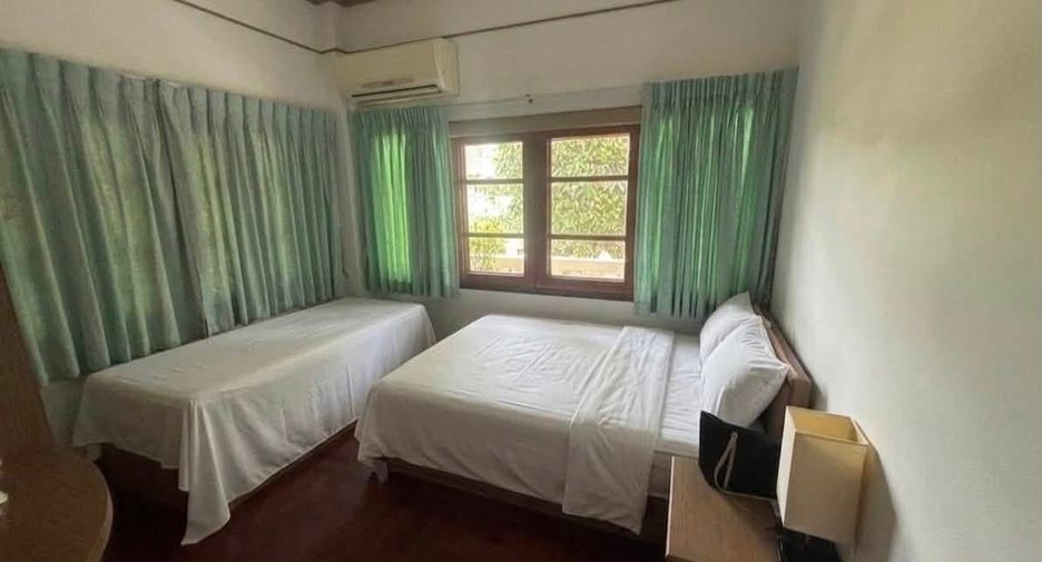 À vendre 4 chambres maison à Watthana, Bangkok