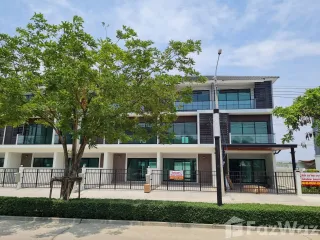 出售 3 卧室 联排别墅 在 Bang Sao Thong, Samut Prakan