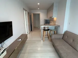 Wohnung zur Miete mit 1 Zimmer in Pathum Wan, Bangkok