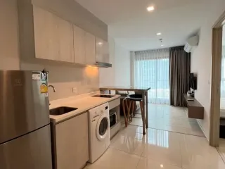 Wohnung zur Miete mit 1 Zimmer in Pathum Wan, Bangkok