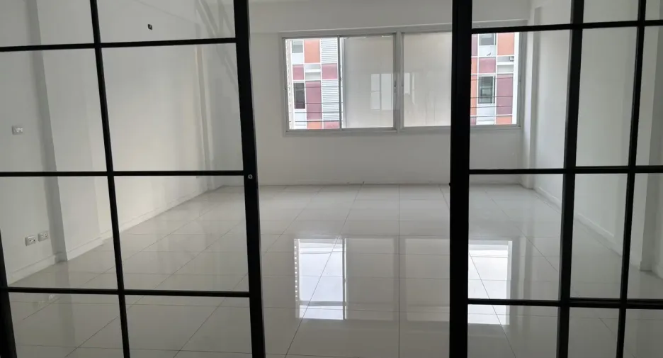 For sale and for rent 3 bedrooms townhouse in Lat Krabang, Bangkok