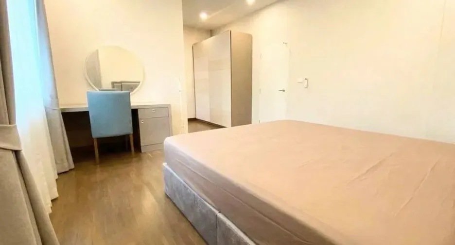 Casa en alquiler de 5 habitaciones en Prawet, Bangkok
