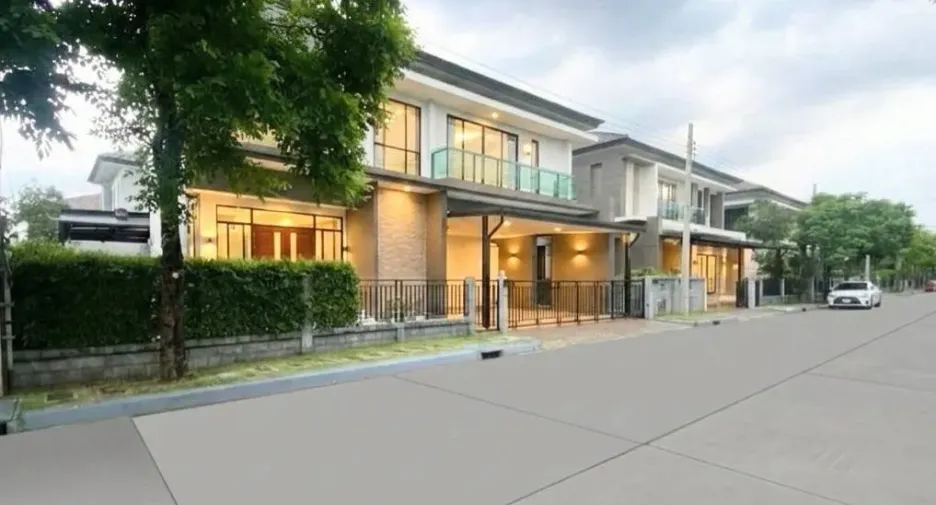 Casa en alquiler de 5 habitaciones en Prawet, Bangkok