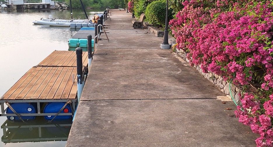 For sale 2 bedrooms condo in Na Jomtien, Pattaya
