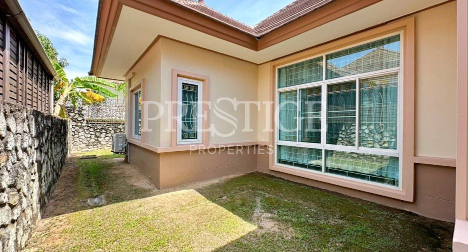 Casa en alquiler de 3 habitaciones en Bang Lamung, Chonburi