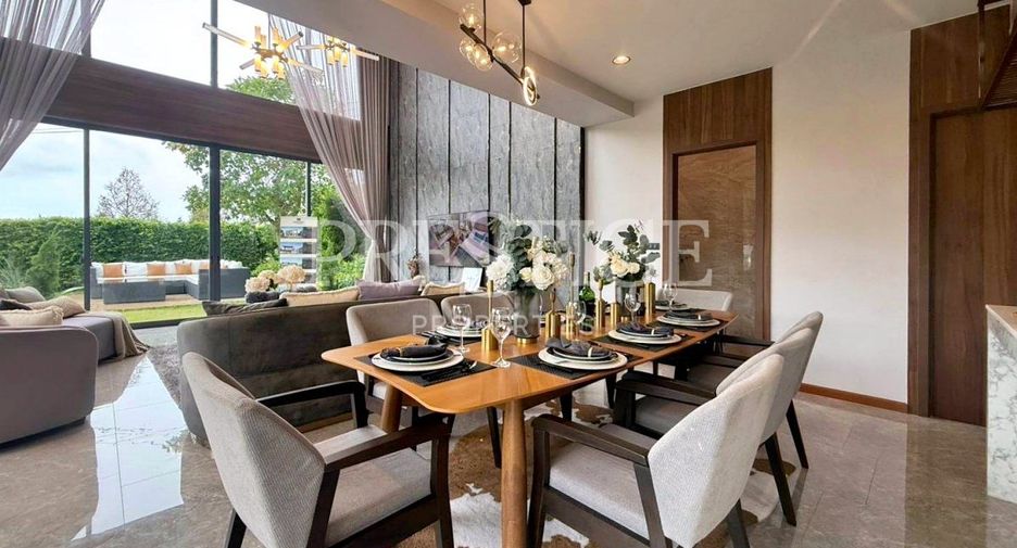 For sale 4 bedrooms house in Bang Lamung, Chonburi