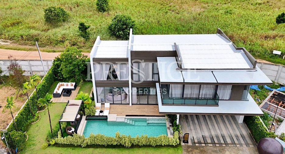 For sale 4 bedrooms house in Bang Lamung, Chonburi